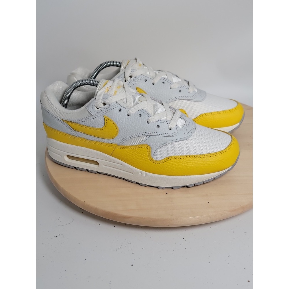 Nike Women's Air Max 1 Tour Yellow Size 10